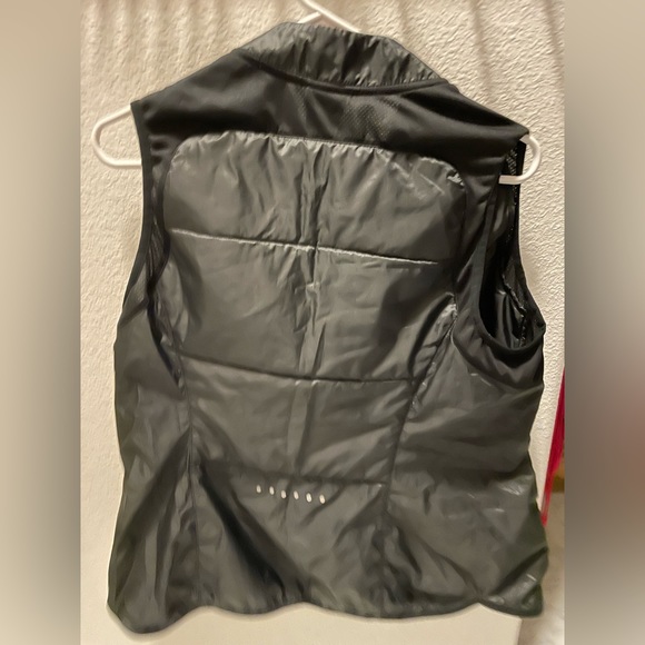 Nike running vest - Black - Picture 3 of 5